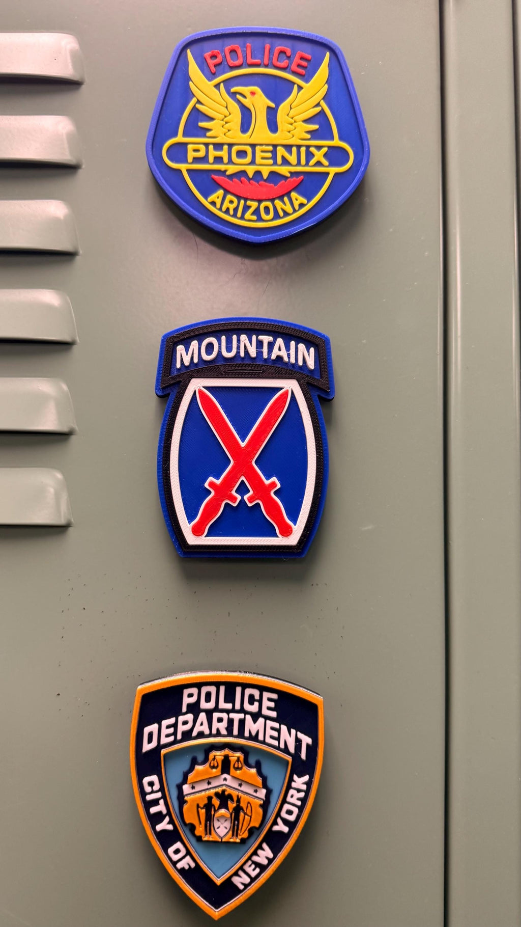 10th Mountain Division | Collector Patch Keychain Magnet | Military Family Gift | Support Our Troops