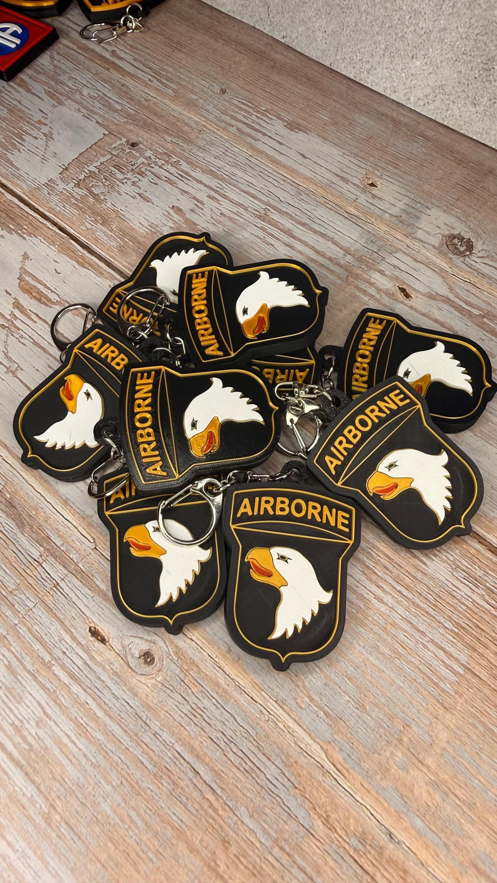 101st Airborne Division Patch Keychain Magnet | Military Collectible
